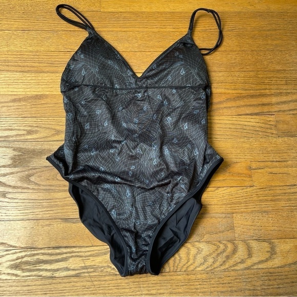 NEW Volcom Simply Solid One Piece Skimpy Swimsuit Black 03032000 Size XL NWT - Picture 5 of 11